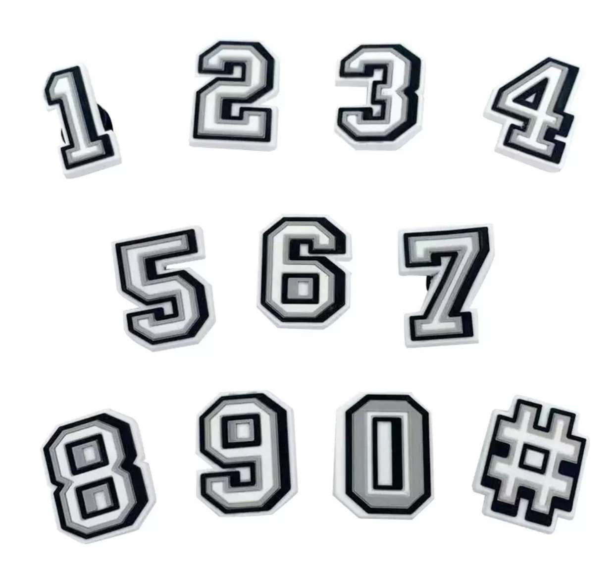 Lot de pins Chiffre !